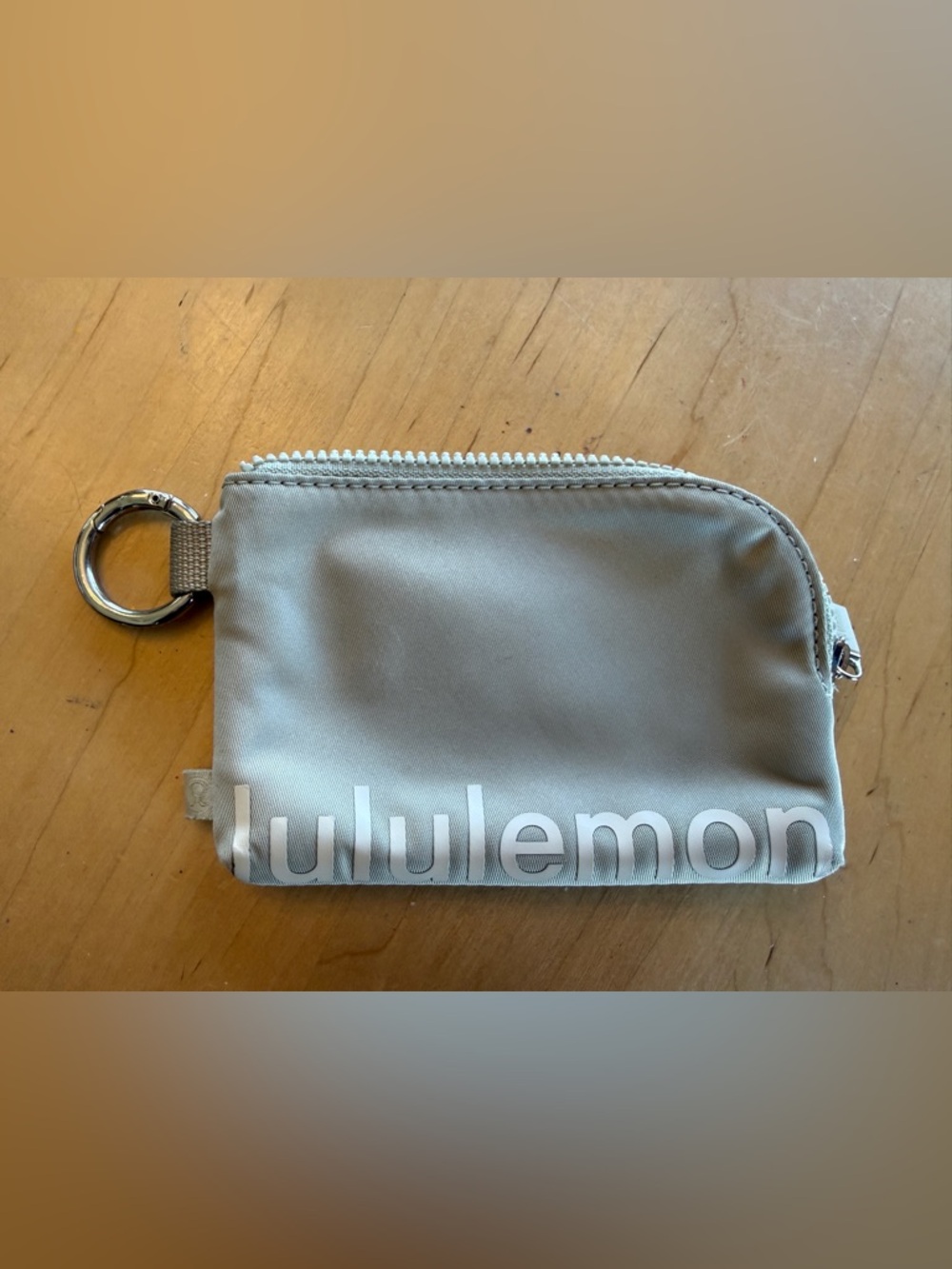 lululemon Clippable card pouch - Raw Linen - EUC